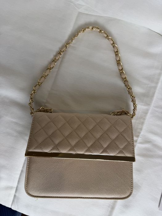 ЧАНТИ — Mario Valentino, Love Moschino, Furla и др.
