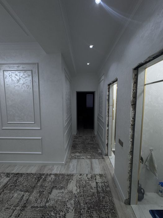 Srochno sotiladi 3 xona 90 kvadrat evroremont mehnat postiga kirmasdaa