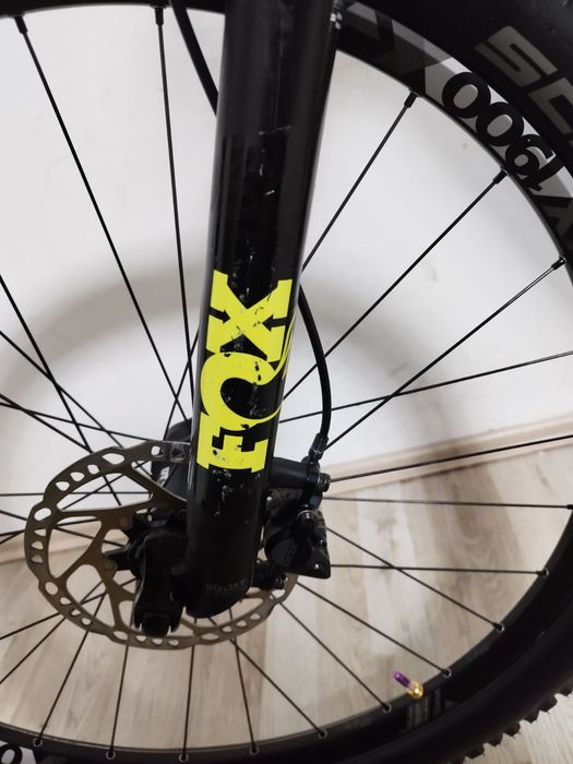 Scott spark 700 27.5