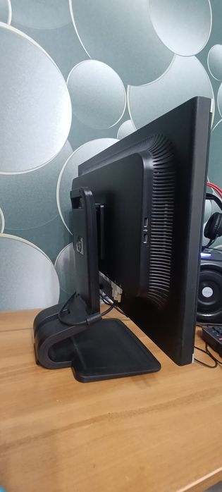 Монитор HP 24 дюйма