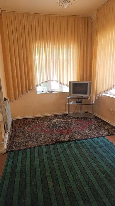 Qarshi shahrida 3 xonali uy ijaraga beriladi FAQAT OILAGA!!!