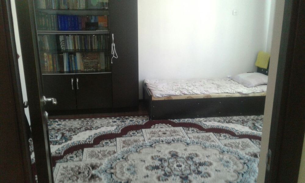 YU sotiladi 2sotix 3hona