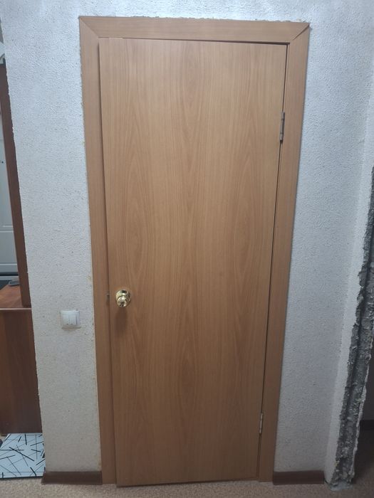 Продам двер между комнаты