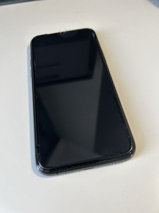 Iphone 11 pro, 64Гб