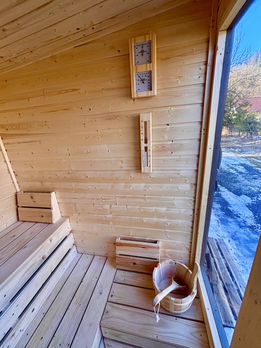 Cabana cu sauna si ciubar inclus (8-16pers) 10km de Toplita