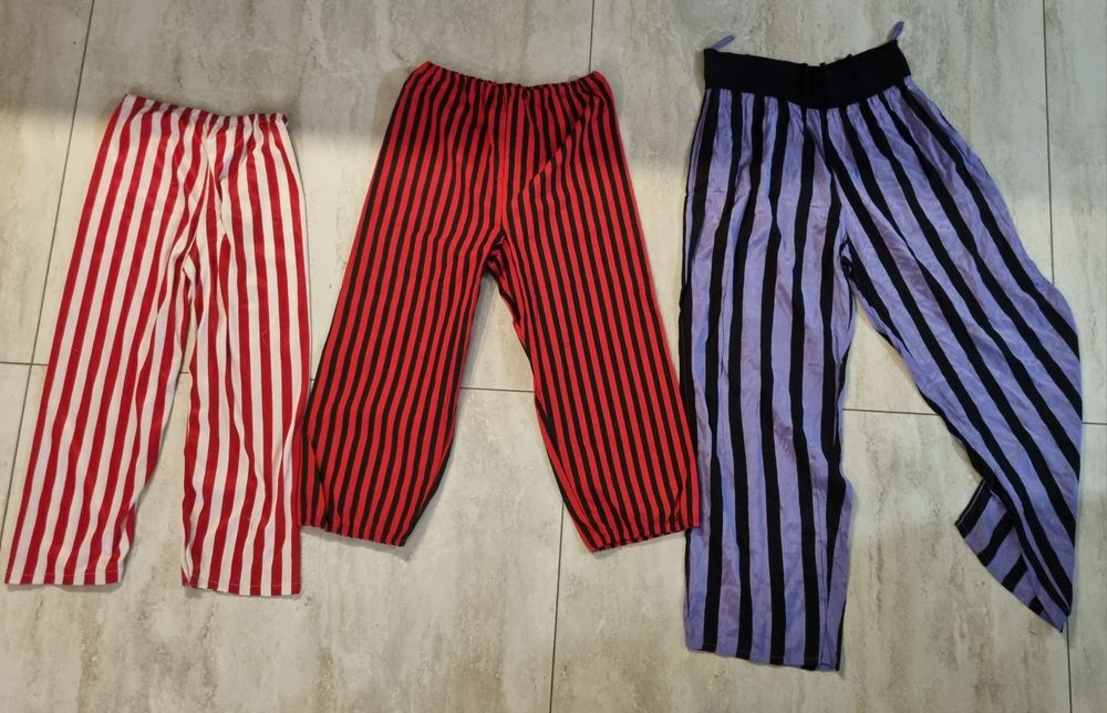 Recuzita uniforme carnaval si accesorii