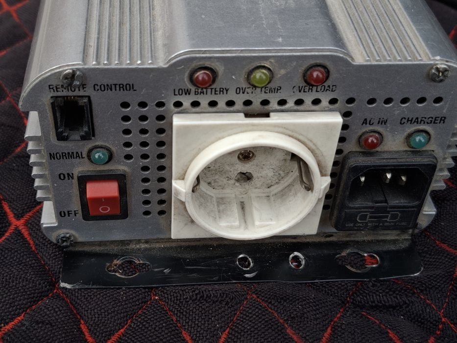 Авто инвертор 12v " 220v шығады