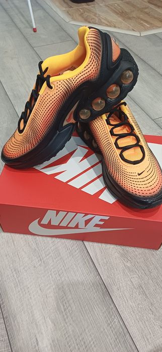 Маратонки NIKE air max dn se