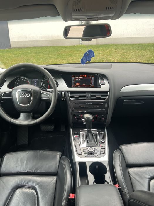 Vand audi a4 b8 automat 1,8 i