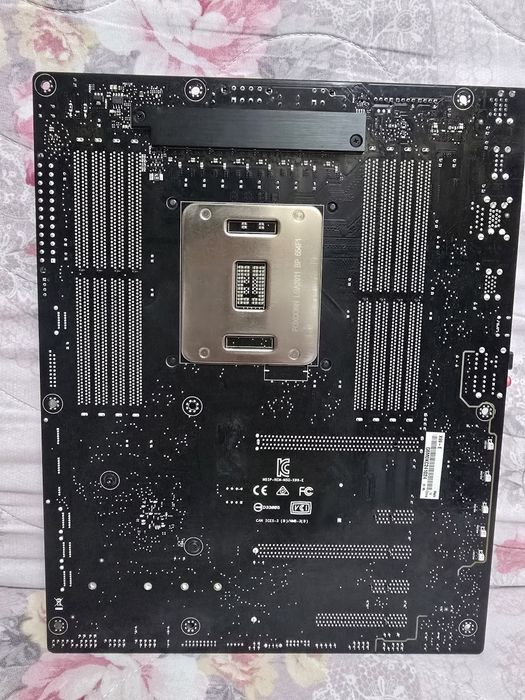 Надёжная платформа Х99 + Xeon + 8GB DDR4