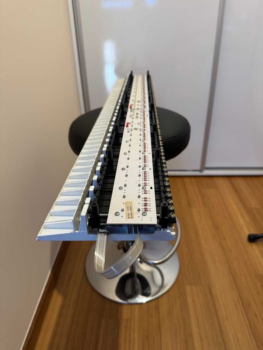 Клавиатура за Korg