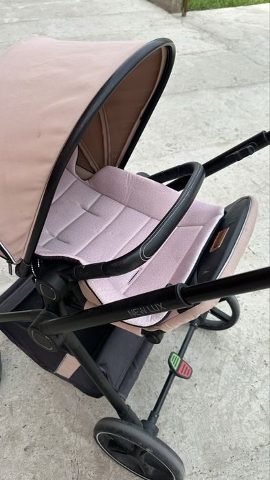 Продам отличную коляску new lux