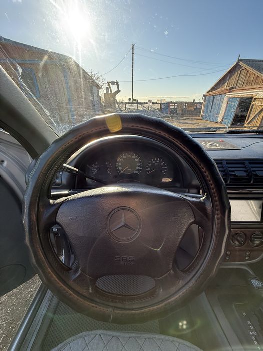 Mercedes-Benz ML 320