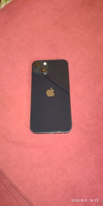 Продам Iphone 13