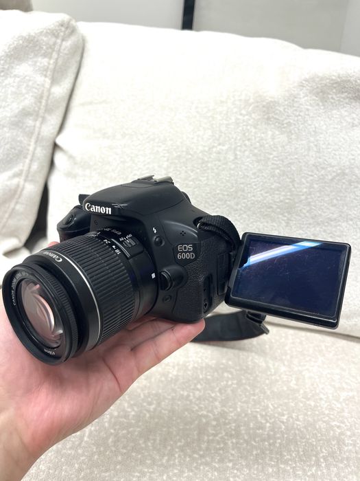 Canon 600d продам