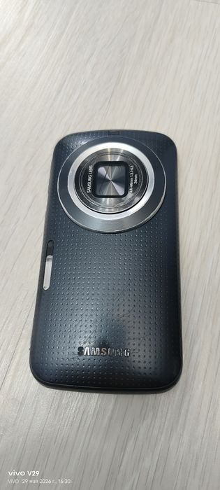 Samsung galaxy k zoom