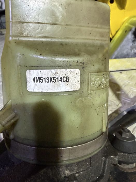 pompa servoelectrica ford kuga focus 2 cmax cod 4M513K514CB