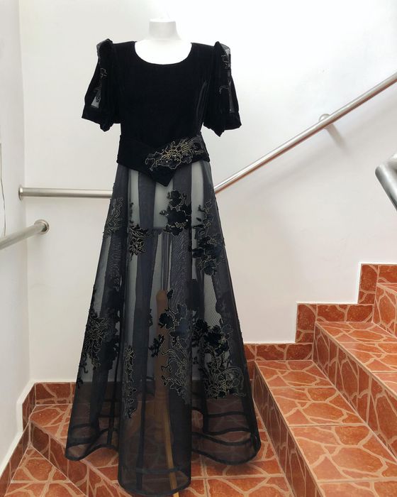 Rochie neagră ,mărimea L  88 cm bust,87 cm talie