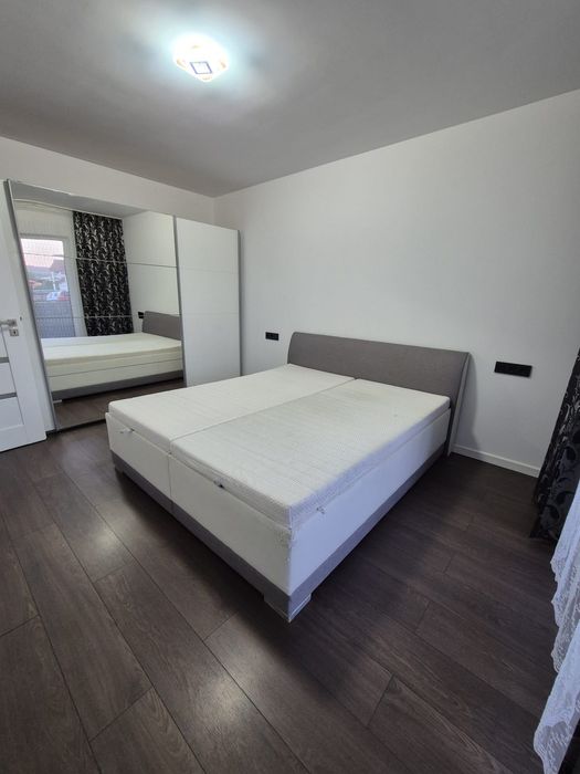 Apartament de închiriat