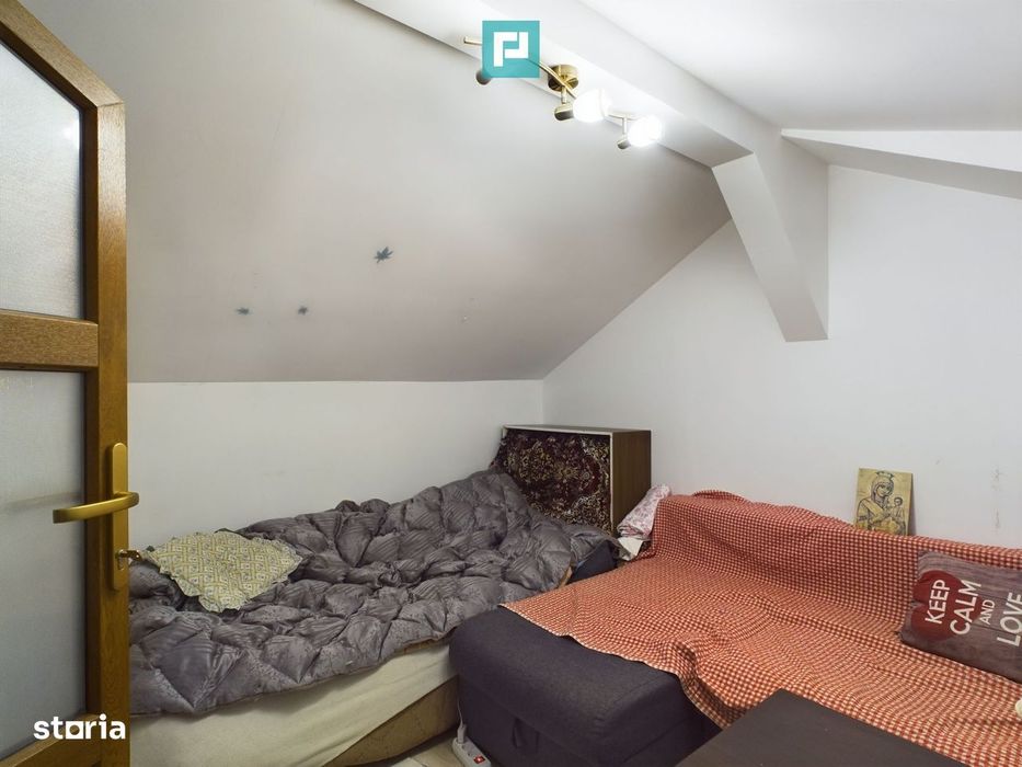 Apartament cu 2 camere pe 2 niveluri în Dumbrăvița