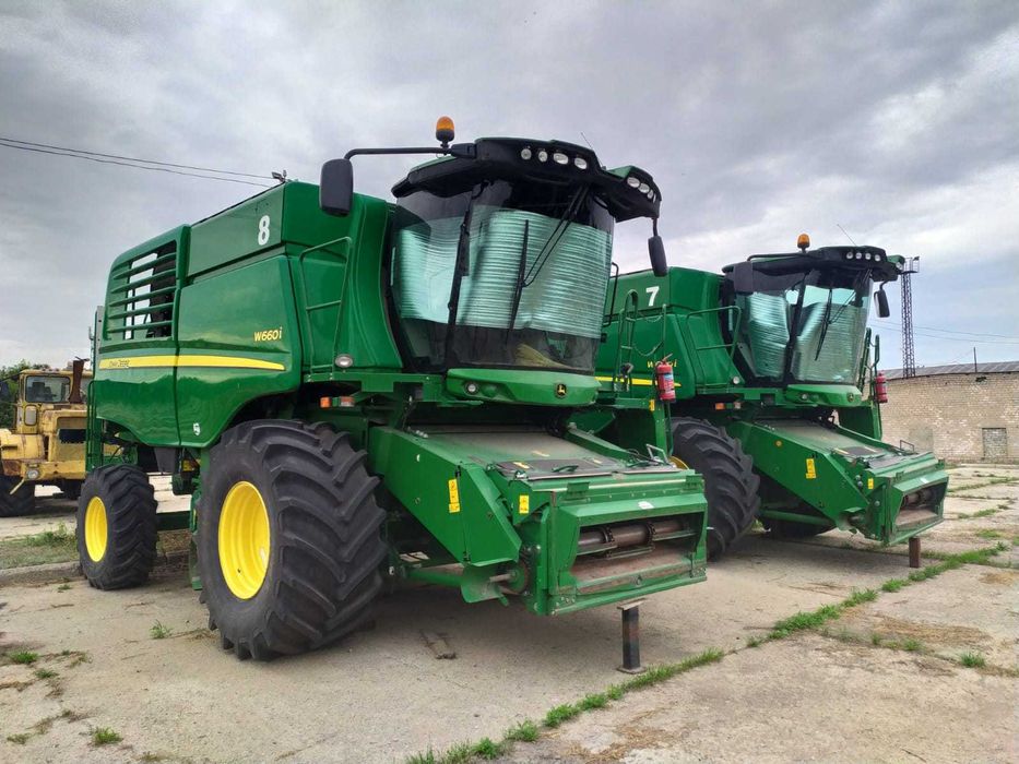 Продается Комбайн John Deere W660