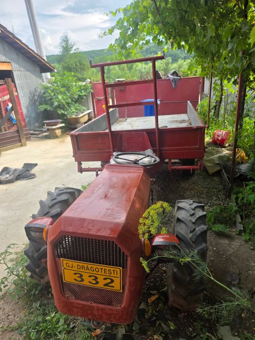 Vând motocultor/tractor articulat Pasquali 900,