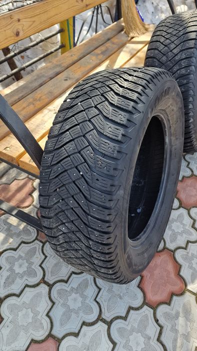 Зимняя резина Goodyear ultragrip arctic 2 265 60 r18