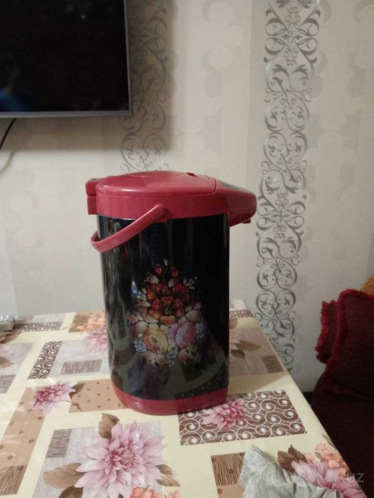 Термос для воды.