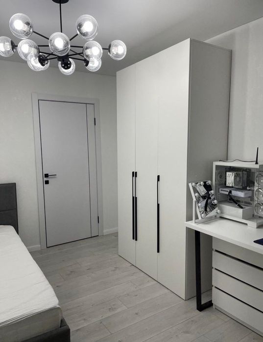 Продам 4 комн квартиру