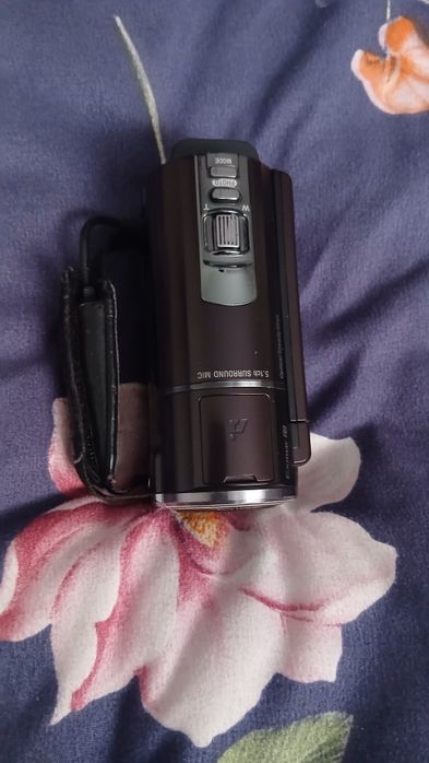 Цифравая видеокамера sony HDR-CX360