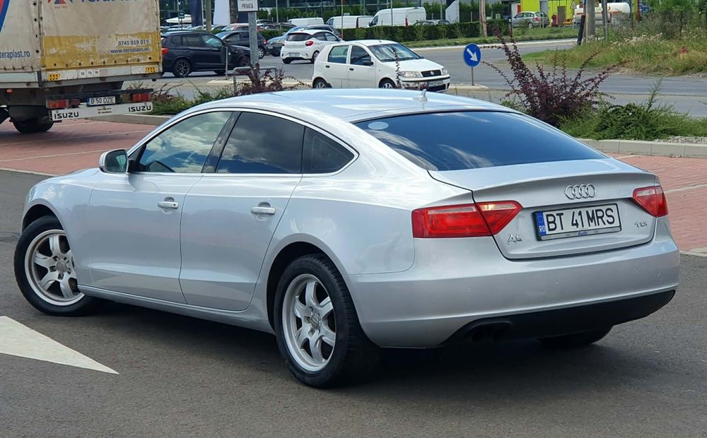 Audi A5 Accept Schimburi