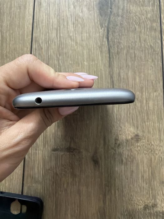 Huawei Y6  2017 година двусимов