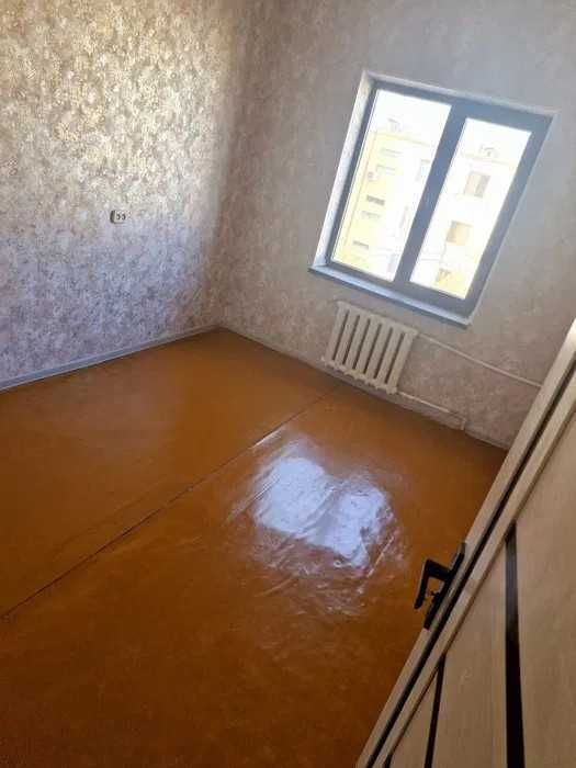 Продаётся 3х комн квартира на 4 этаже Ор-р 6 микрорайон  Алпамыш