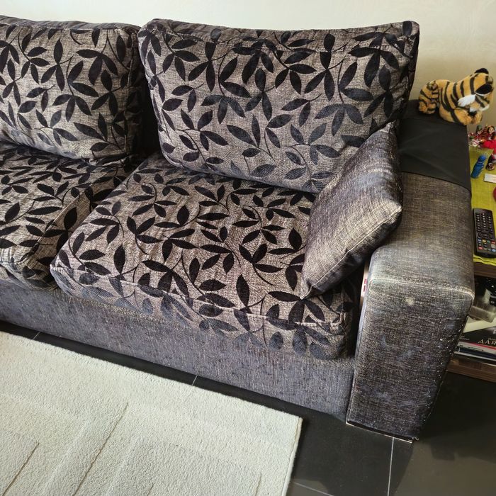 Голям ъглов диван - тапицерия от плат