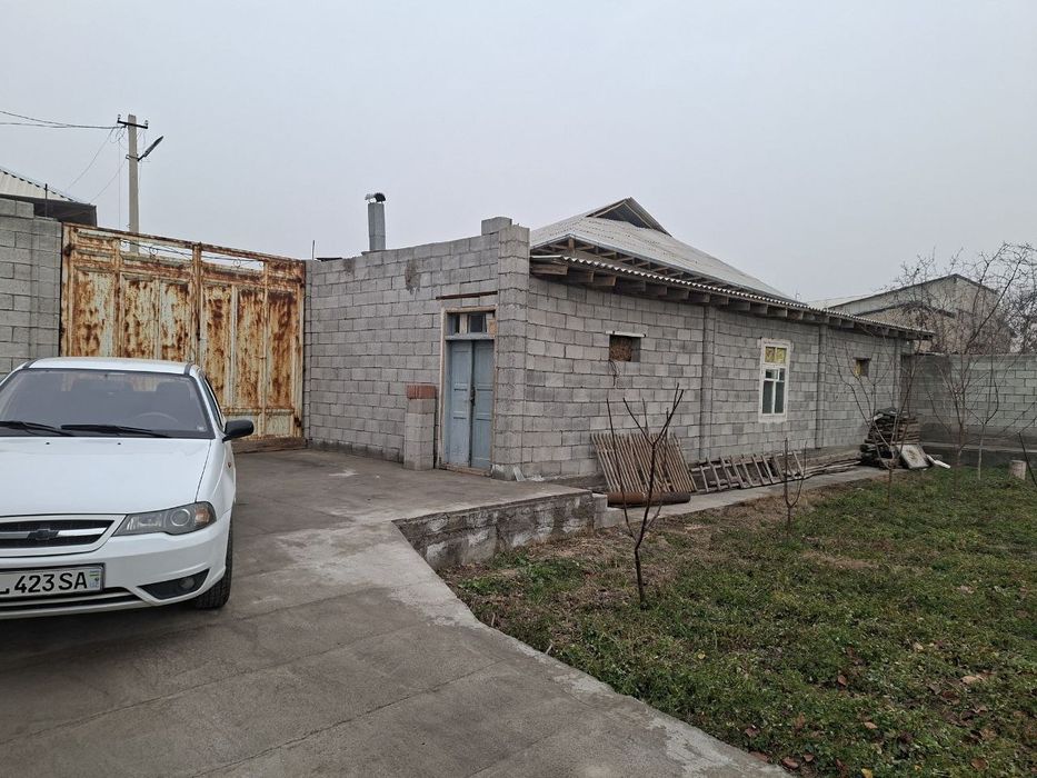 Фаргона шахар  гос снабда икки каватли ховли