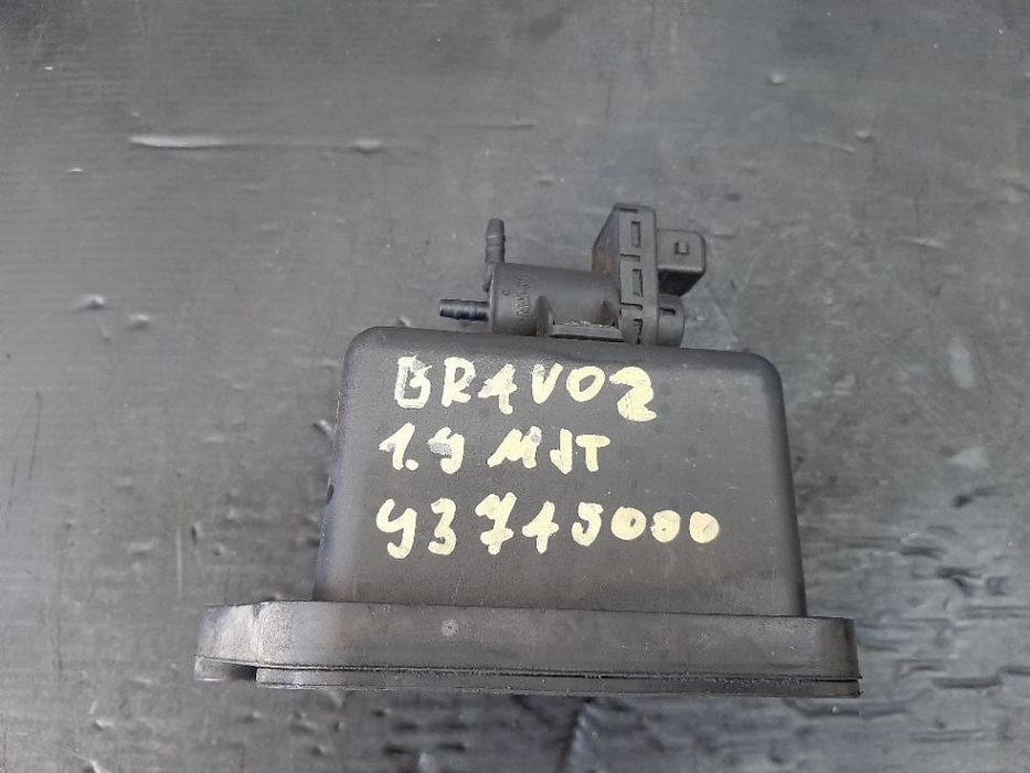 rezervor vacuum 1.9 d alfa romeo 159 156 fiat croma bravo 2 opel zafira astra h vectra c  46845905
