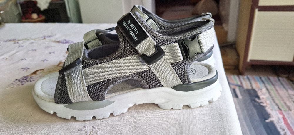 Sandale mărimea 38 smyk kids