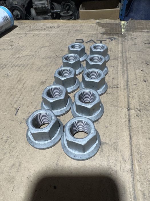 Nou Set 20 x Piulite roti M22x1,5 32mm Camion Autobuz Autocar Tekfor