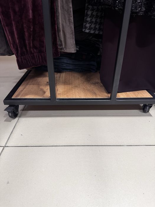 Продам металлическую стойку