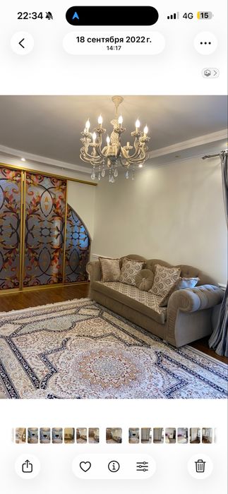 Диван с подушками и два кресла