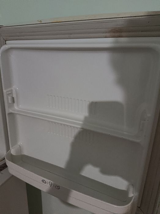 Продоётся холодильник LG