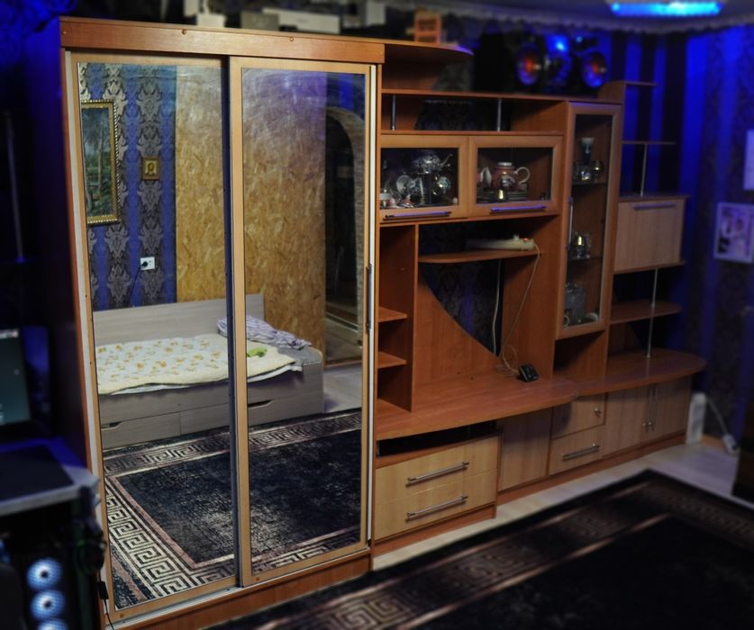 Шкаф стенка шифоньер