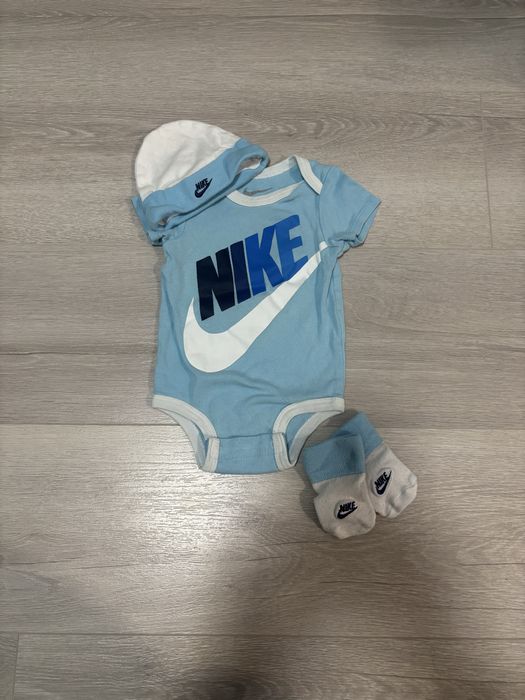 Бебешки комплект Nike