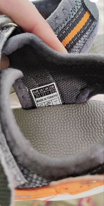 Дески обувки Ponki 28 ,Puma 32 ,New Balance 33 и Nike 33 1/2 номер