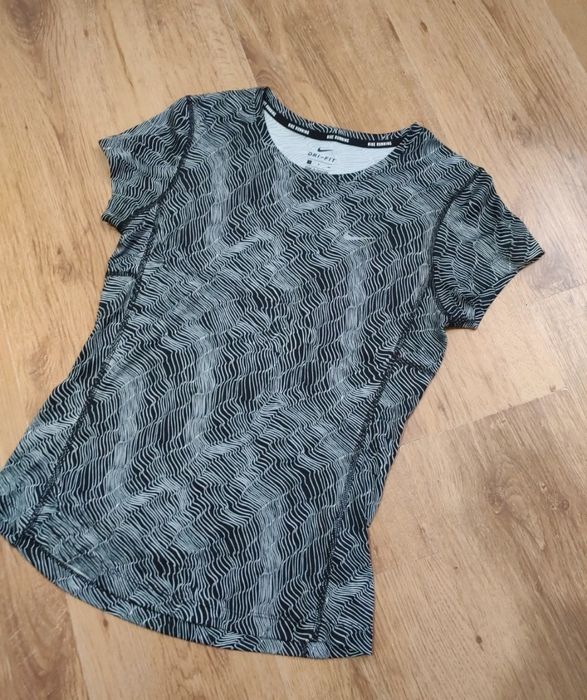 Tricou dama Nike Running Dri Fit mărimea S