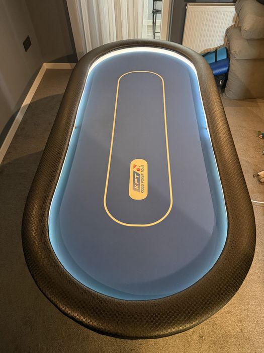 Vand masa poker cu LED-uri, NOUA