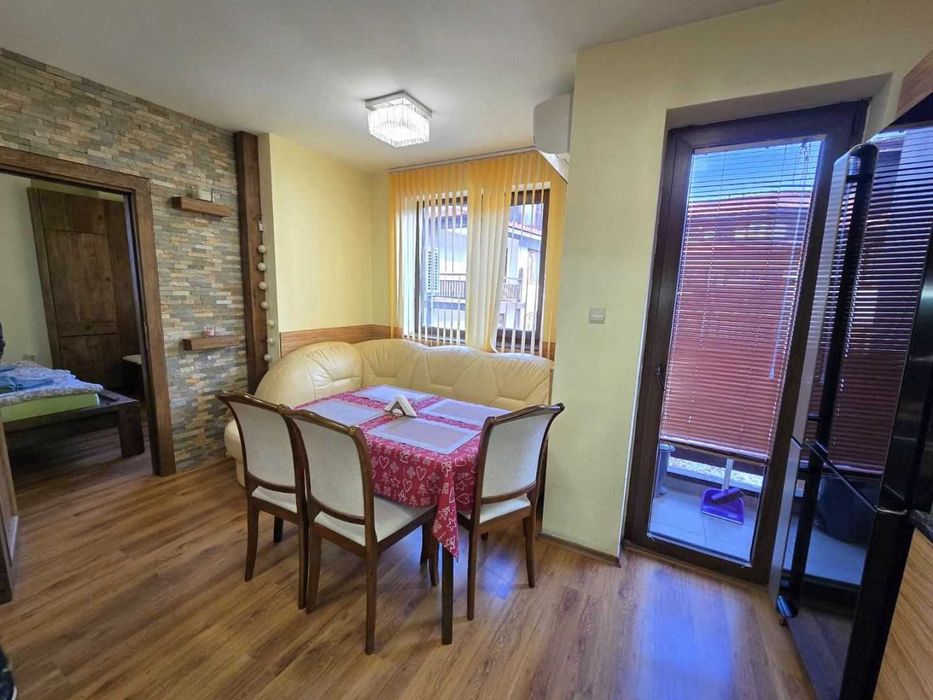 Продава се Тристаен апартамент в Банско - 70 кв.м за 1493 €/кв.м - Снимка #2