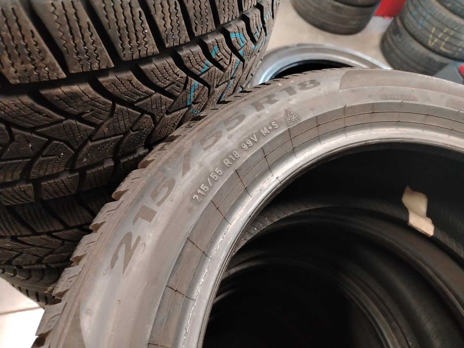 2бр. зимни гуми 215/55/18 Pirelli