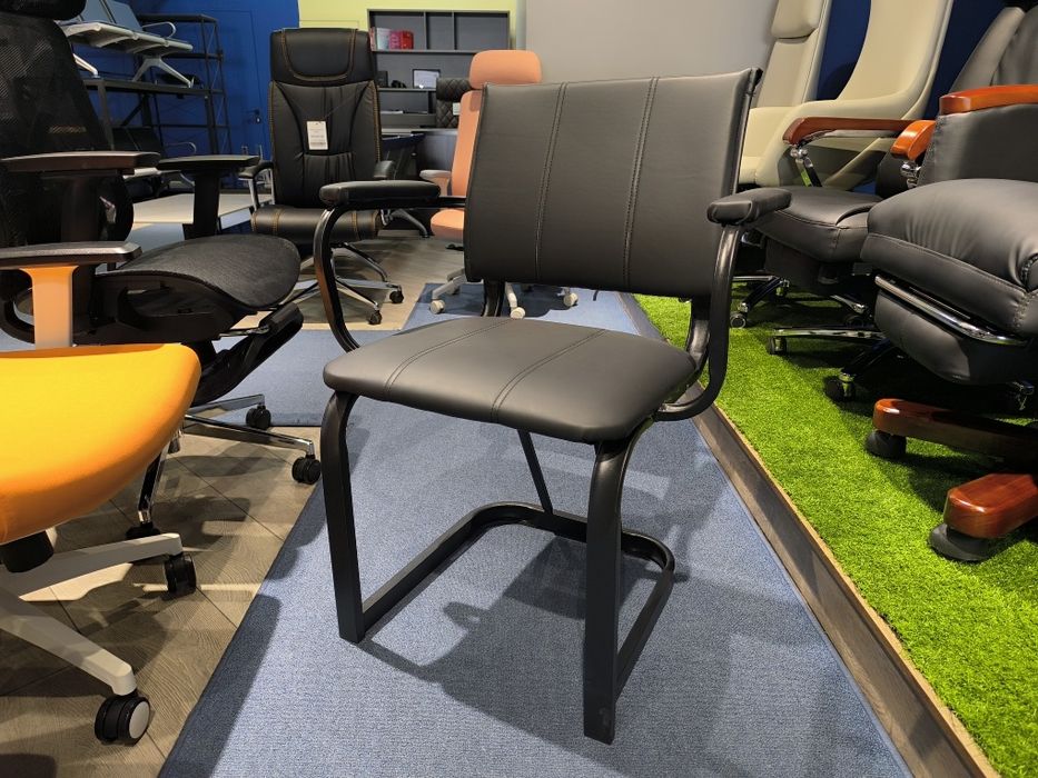 Стул офисное  Изо