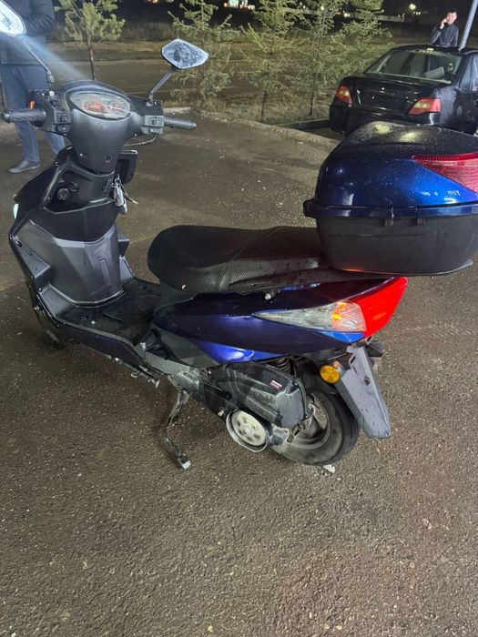 Мопед м8 продам срочно